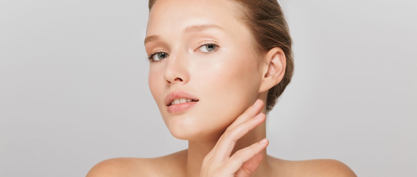 Minimal touch, massimo effetto: la nuova medicina estetica contro l’eccesso