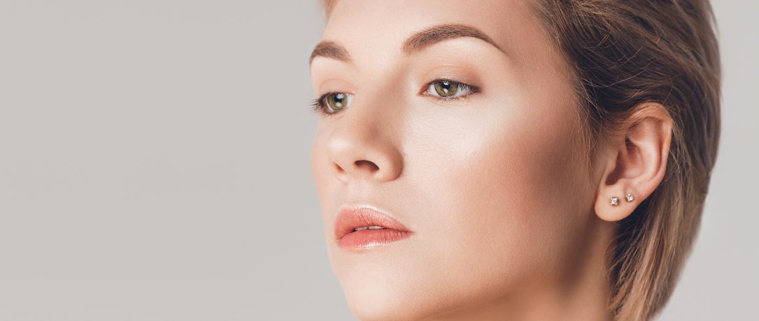 Fili di trazione viso e idrossiapatite: viso giovane e tonico